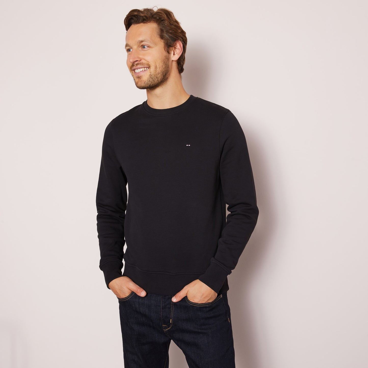 Plain black crew neck sweatshirt